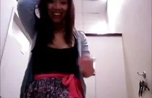 XXX Khó gái trên bàn