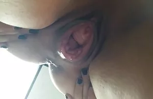 XXX Olya sau khi tuyệt vời fuck được bảo hiểm với một đáng yêu blush
