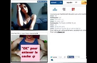 XXX Bitches đùa giỡn với bi và súng