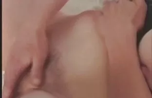 XXX Có quan hệ với bộ quần áo trên